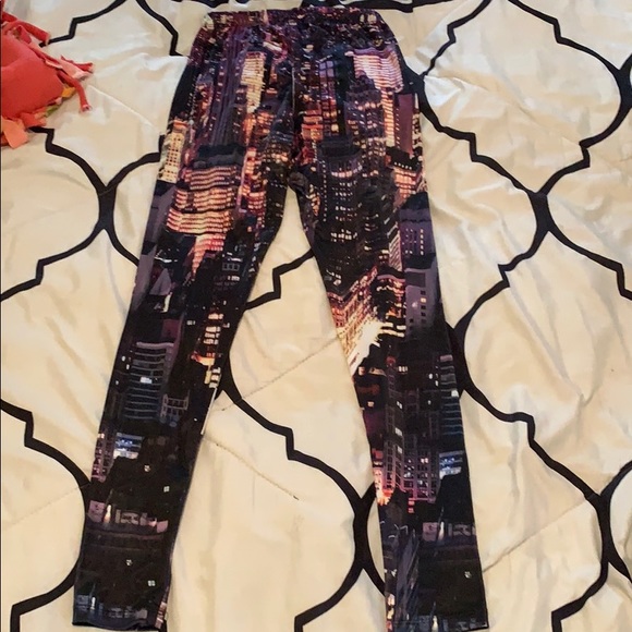 City Leggings - Picture 2 of 2